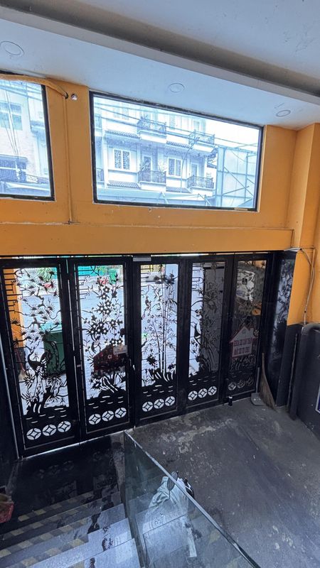 Chính chủ cho thuê phòng tầng trệt mặt tiền đường Lê Thị Chợ Q7