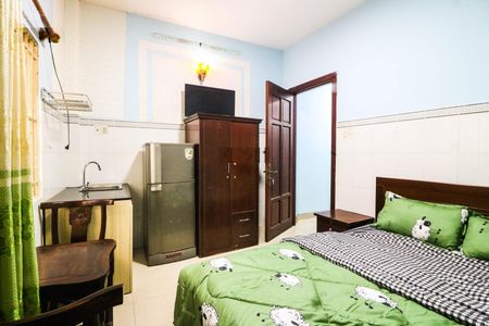 Cho thuê phòng mặt tiền đường Số 10 KDC Trung Sơn