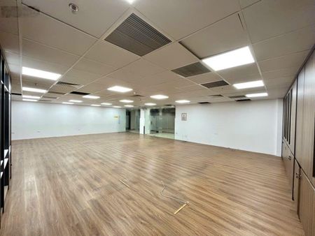 Cho thuê sàn văn phòng tại Hoàng Ngân Plaza 125 Hoàng Ngân DT từ 100m2, 868m2 chỉ 110 nghìn/m2/th