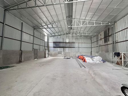 Cho thuê 400m2 kho xưởng đường Phan Trọng Tuệ, mặt tiền 13m, giá 75k/m2