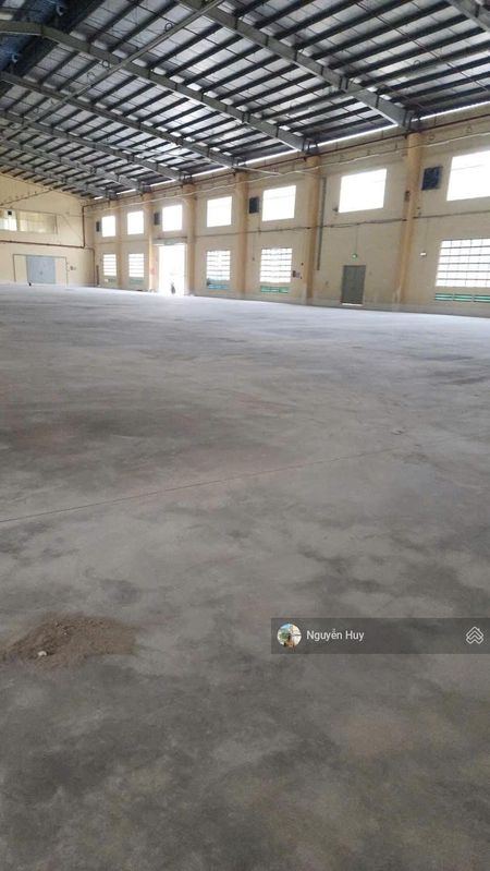 Cho thuê kho, nhà xưởng khuôn viên 5000m2, xưởng 3.500m2 tại KCN Tân Tạo, Bình Tân LH 0909913789
