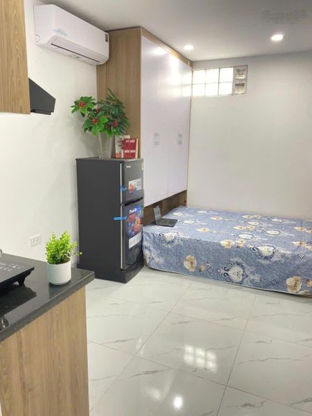 Cho thuê nhà trọ 3,2 1PN, 1WC, 22m2, giá ưu đãi tại Trịnh Văn Bô, p Xuân Phương. Nhà thang máy