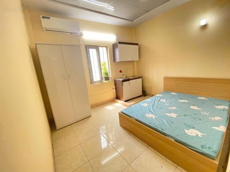 Cho thuê nhà trọ tại 7, Trịnh Văn Bô, 22m2, 2,4 triệu, giá ưu đãi đi bộ ra fpt, đông á..