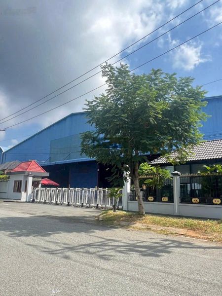 Cho thuê xưởng 7500m2 Khu công nghiệp Nhị Xuân, Hóc Môn