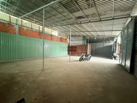 Cho thuê kho xưởng phường Bình Hưng Hòa A, điện 3pha, tải 5tấn, giá 15tr, SX mọi ngành nghề