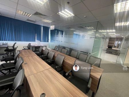 Cho thuê tòa nhà 3.5 tầng, làm văn phòng kết hợp kho showroom tại Ngọc Hồi, 750m2/tầng chỉ 250tr/th