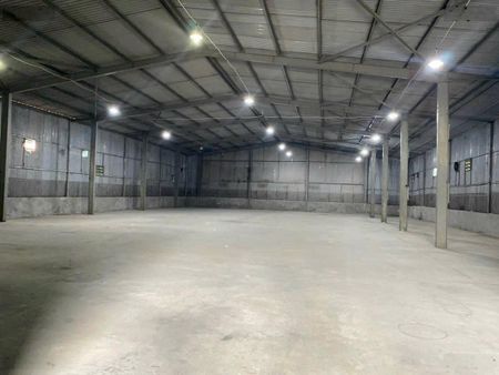 Tôi cần cho thuê gấp 2 kho 600m2 900m2 mặt QL32, gần Trạm Trôi, cách KCN Lai Xá 2km, Đan Phượng, HN