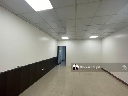 Văn phòng cho thuê cách Nhà Hát Lớn Hải Phòng 100m - Diện tích 40m2 - 80m2. Giá 160k/m2/th