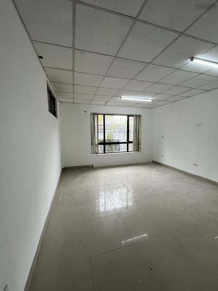Cho thuê văn phòng Triều Khúc - Nguyễn Trãi, 100m2/tầng gồm 2 phòng rộng