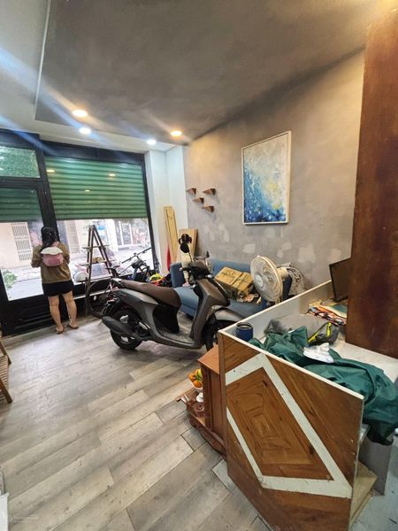 Cho Thuê nguyên căn Hồng Bàng P1, Q11