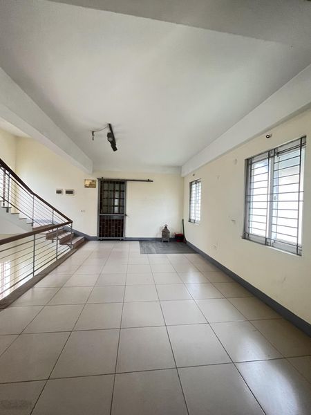 Cho thuê văn phòng số 07 Lê Lợi, 100m2, ngay trung tâm TP Vinh