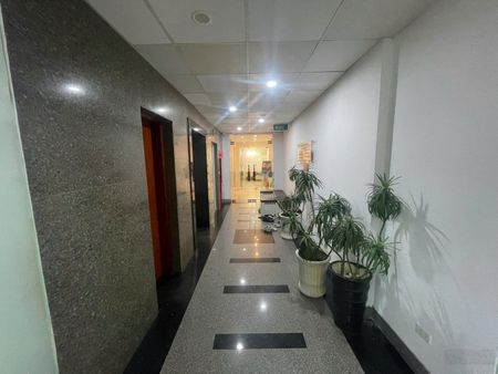 Cho thuê sàn văn phòng tầng 6 mặt phố Nguyễn Du 50m giá chỉ 16 triệu, mới đẹp