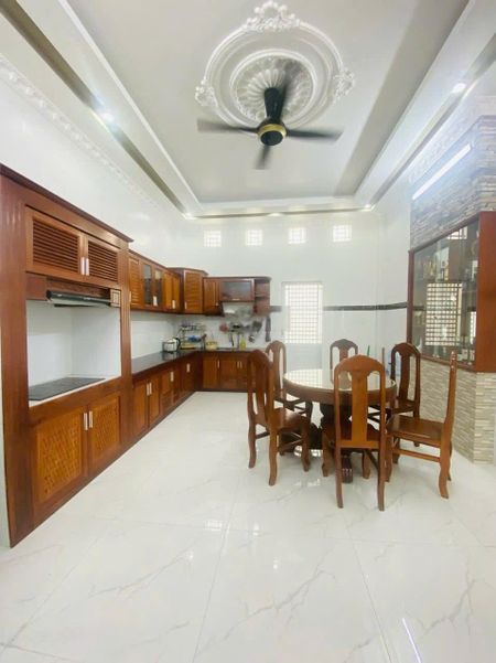 Cho thuê nhà 1 trệt 2 lầu - sẵn nội thất - kdc hưng phú gần siêu thị go tp cần thơ