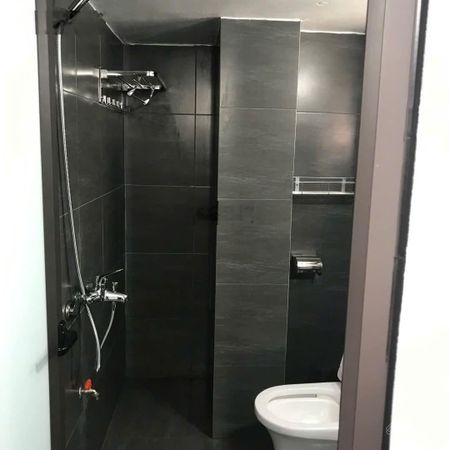 Cho thuê nhà riêng 4 tầng có 2 phòng ngủ ở ngõ 122 Vĩnh Tuy - Hai Bà Trưng