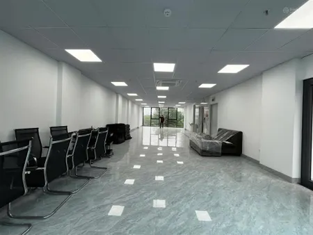 Cho thuê sàn văn phòng xây mới đẹp tại nguyễn xiển, sàn 140 m2/tầng, thông sàn, thiết kế hiện đại