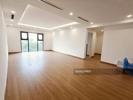 Cho thuê căn hộ chung cư paragon đường phạm hùng. Dt: 140m2 x 3pn x 2 vs, 1 pk , nội thất cơ bản