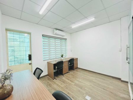 Văn phòng Bình Thạnh setup đầy đủ nội thất, có ưu đãi lớn khi liên hệ 0931412958 Mr Long
