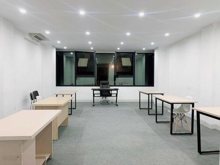 Tặng voucher 1 triệu, chính chủ cho thuê VP 55m2 tại khu Ngoại Giao Đoàn, view đẹp, đủ tiện ích