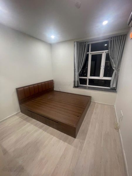 Cho thuê 3PN NEW SÀI GÒN,view toàn TP cực kỳ thoáng, nội thất cao cấp mới mua 100%,vào ở ngay