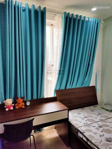 Căn hộ 3PN, full nội thất 97m2, view Landmark81 và TT Q1, giá chỉ 18tr/tháng. Liên hệ 0798758979