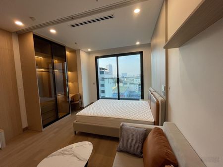 Cho thuê căn 1 ngủ tại The Ninety Complex - 90 Láng mới 100%, miễn phí dv, giá 11 tr/th