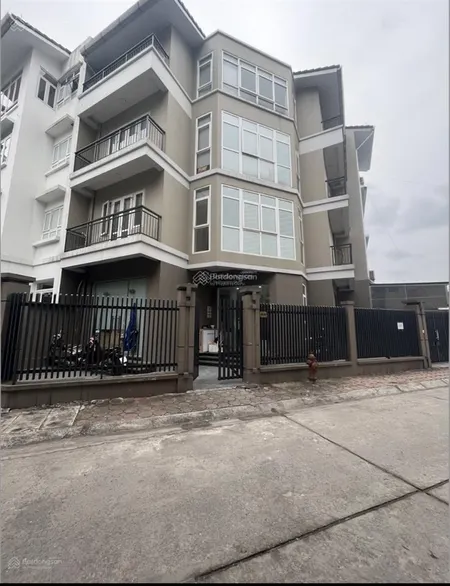 Cho thuê sàn văn phòng 100m2 chính chủ lĩnh nam (ảnh thật 100%)