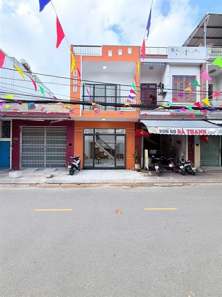 Bán nhà mt kinh doanh đa ngành đường cù chính lan