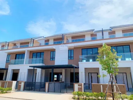 Bán nhà phố swanbay zone 8 vị trí góc rất đẹp gần khu hồ bơi & và bến du thuyền, giá tốt nhất dự án