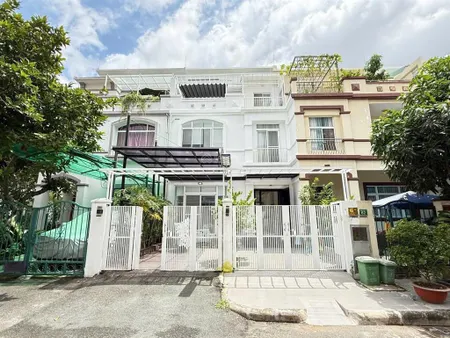 Bán gấp bt 4pn 4wc ở mỹ thái 2, 34 tỷ, 126m2, full nội thất, hot