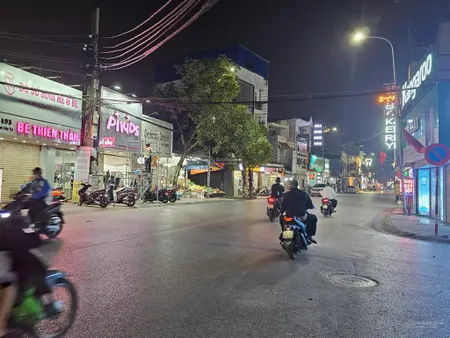 Bán căn mặt đường ngô gia tự, vị trí gần văn cao rẻ nhất mt rộng 6m giá 103tr/m2