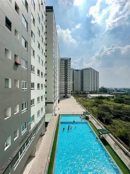 Chính chủ bán căn 3pn 2wc 2,3 tỉ sẵn nội thất vào ở ngay. 0937 378 ***