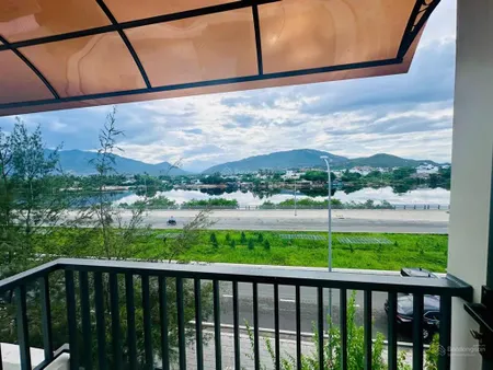Nhà mặt đường vành đai 2 đối diện sun group view sông quán trường, kđt hà quang 1, nha trang.
