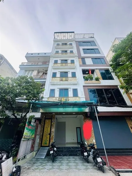 Bán nhà lâm hạ 8 tầng kinh doanh văn phòng nội thất xịn thang máy