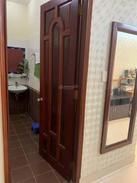 Bán nhà mặt tiền đường huy cận, phước long b, tphcm. diện tích 100m2, sàn 311m2, 19.8 tỷ