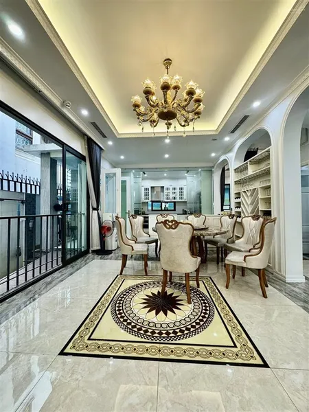 Gấp! chính chủ cần bán biệt thự pháp vân dt 250m2, 4tầng, mt14m, vỉa hè 3m, giá 45 tỷ. 0845 330 ***