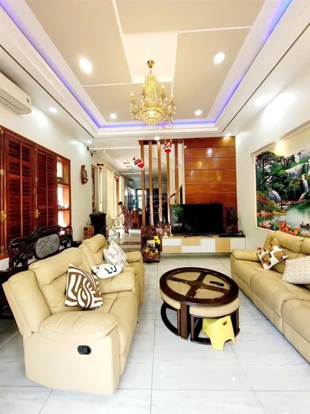 Bán bt 5pn, 5wc, 252m2 tại đỗ xuân hợp, phước long b, q9, hcm, giá bán 23.8 tỷ tl