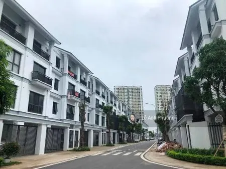 Chính chủ cần bán căn liền kề gamuda. nhà thô, vị trí đẹp. 0941 670 ***