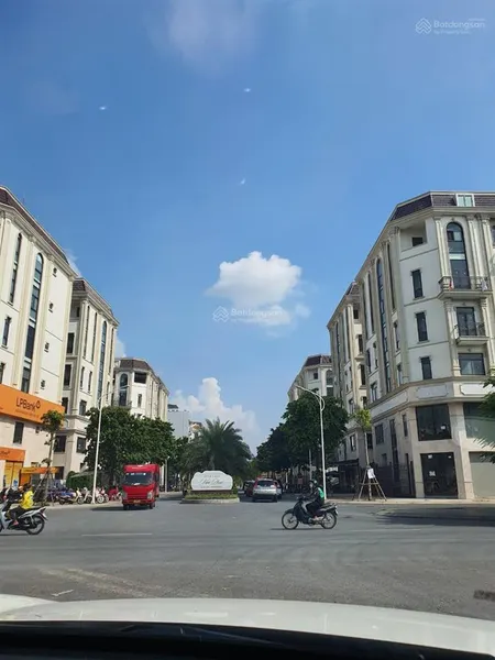 Căn góc 3 mặt thoáng, đường to, vị trí đắc địa him lam vạn phúc, 0979 008 ***