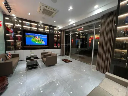 Cần bán nhà phố star hill, phú mỹ hưng. 6x15m, giá 49.9 tỷ 0938 602 *** nhân