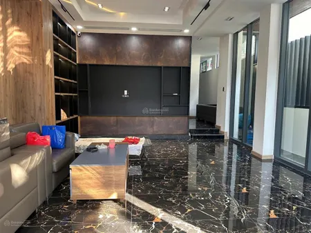 Bán nhà 4 tầng mt thanh sơn hải châu, 118m2 ngang 6,2m full nội thất có thang máy trục 7m5