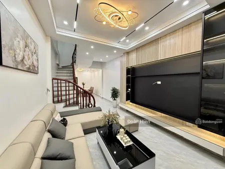 Bán nhà phố ngọc hà, 100m ra ô tô, thông đội cấn và hoàng hoa thám, nhà mới, full nt, 46m*5t