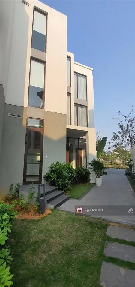 Hiếm hoi biệt thự triệu đô hạ long sẵn sổ sẵn dòng tiền cho thuê hơn 2 tỷ/năm