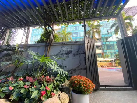 Bán 1 căn villa trên không duy nhất tầng tiện ích vinhomes đồng khởi, quận 1