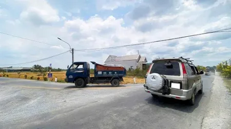 Còn 1 nền duy nhất, mặt tiền nguyễn thị lầu, tân trụ, long an, khu vực dân cư, tiện ích đầy đủ