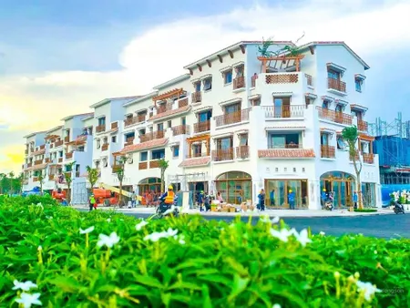 Bán nhà phố biển blanca city 20.8 tỷ 4 tầng 1 hầm, pháp lý lâu dài. gọi 0908 285 ***