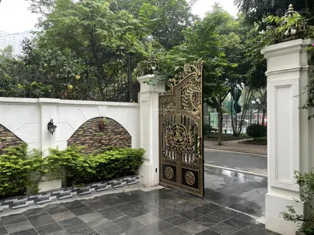 Bán biệt thự sân vườn khu nhà ở quốc hội, 190m2, lô góc, 4 tầng, mt 10m.