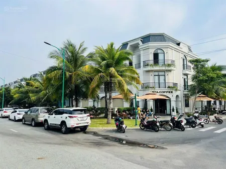 Ngộp bán lỗ căn 1 tỷ 650 triệu, 1 trệt 2 lầu, đã có sổ chính chủ 0906 443 ***