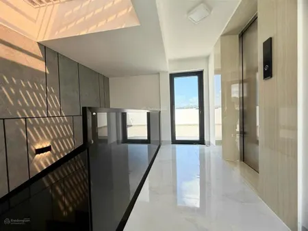 Bán nhà mỹ gia có thang mấy đường số 47 nha trang