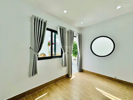 Chính chủ kẹt vốn cần bán gấp ra căn đề thám, p. cô giang q1, 74m2,giá 6ty730,sổ hồng riêng