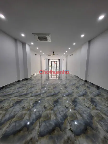 Cho Thuê Sàn Văn Phòng Đường Trần Hưng Đạo, Mới Xây Tại Quận 5 , 145m2, KD Đa Ngành